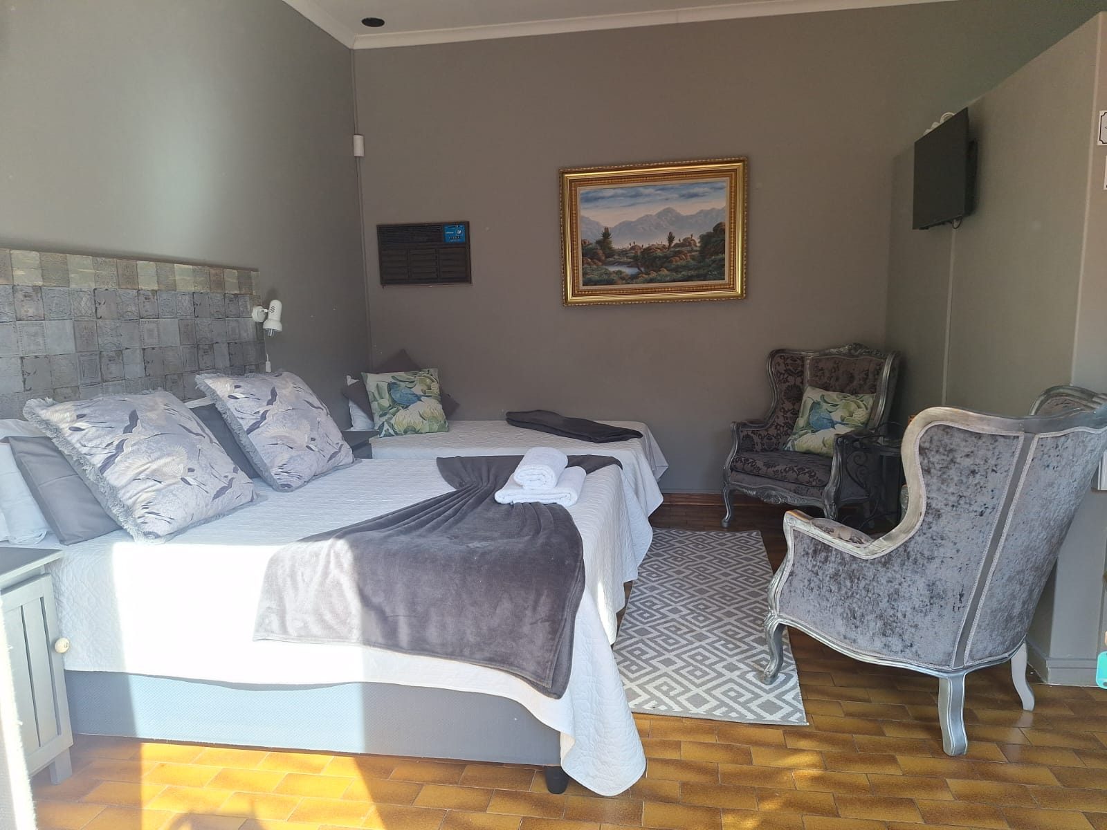 Room 7